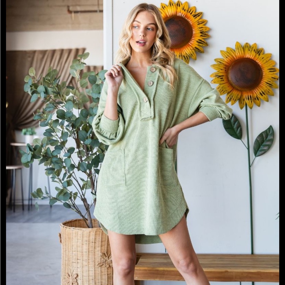 Green Button-Up Tunic Dress